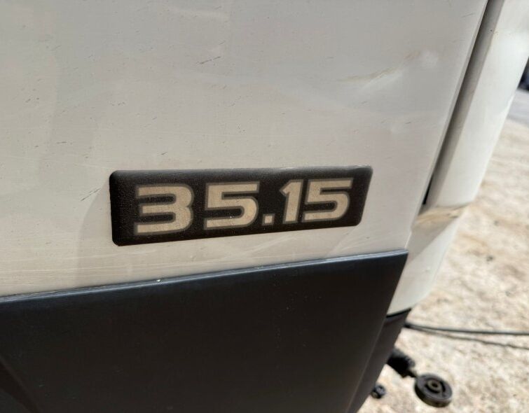 - CAB NISSAN CABSTAR NT400